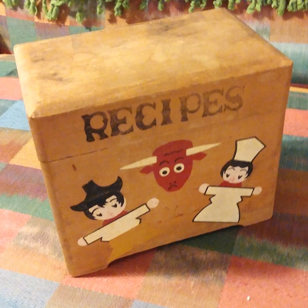 Vintage Wooden Recipe Box with Folk Art Design Made In Japan